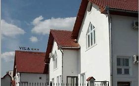 Vila Casa Alesiv